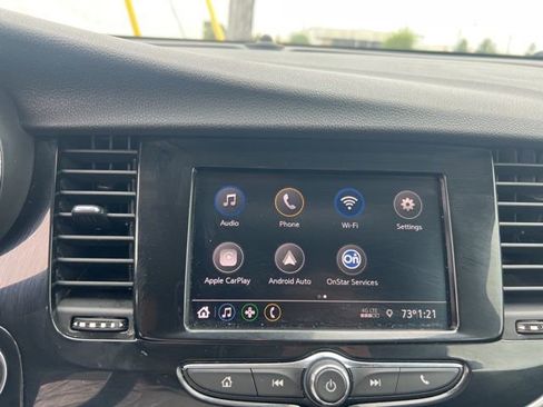 Used 2022 Buick Encore Preferred w/ Safety Package image 21