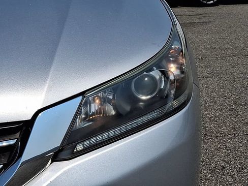 Used 2014 Honda Accord LX image 10