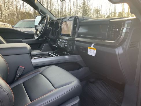 New 2026 Ford F250 Lariat w/ Black Appearance Package image 11