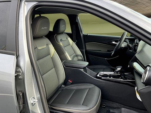 New 2026 Chevrolet Trax ACTIV w/ Sunroof Package image 10