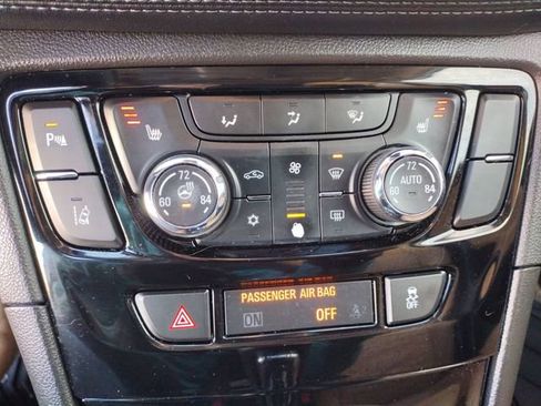 Used 2017 Buick Encore Premium image 57