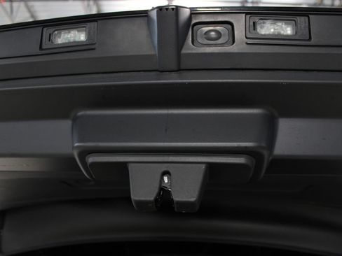 Used 2023 Land Rover Range Rover Sport SE AWD/4WD image 25