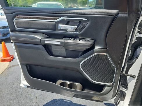 Used 2020 RAM 1500 Laramie AWD/4WD image 31