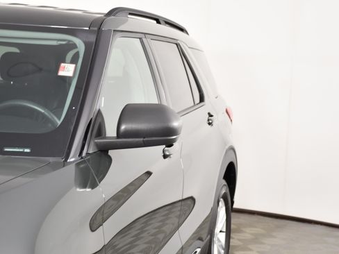 Used 2024 Ford Explorer XLT w/ Equipment Group 202A AWD/4WD image 13