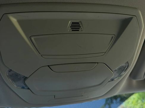 Used 2017 Ford Escape SE FWD image 24