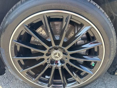 Used 2023 Mercedes-Benz S 500 4MATIC image 9