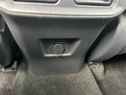 Used 2023 Toyota RAV4 LE AWD/4WD image 35