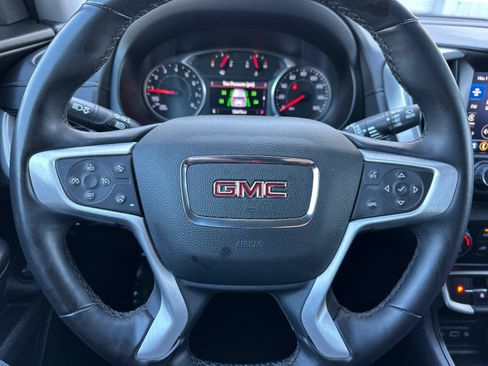 Used 2024 GMC Terrain SLT AWD/4WD image 22