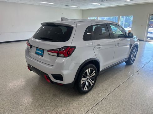 Used 2024 Mitsubishi Outlander Sport LE image 6