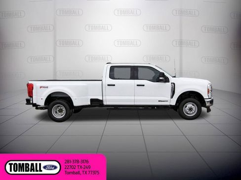 Used 2024 Ford F350 XLT w/ FX4 Off-Road Package image 8