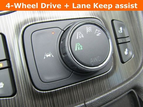 Used 2023 GMC Acadia SLT image 18