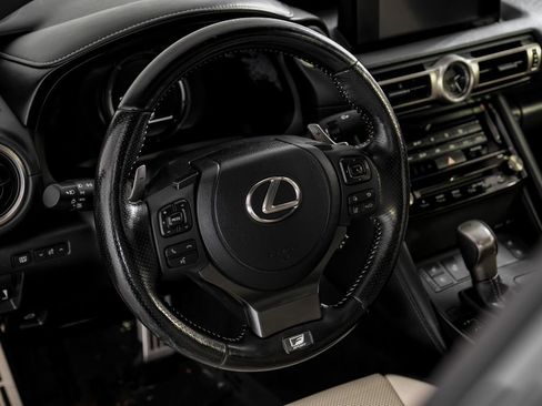 Used 2022 Lexus IS 350 F Sport RWD image 13