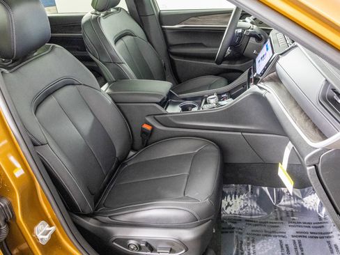 New 2026 Jeep Grand Cherokee L Limited AWD/4WD image 44