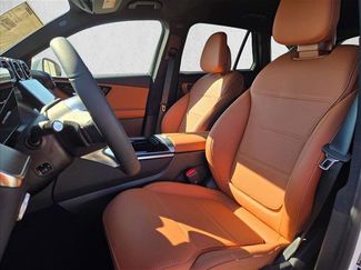 Used 2026 Mercedes-Benz GLC 300 video 4