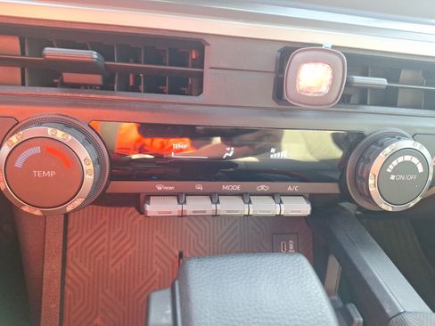 Used 2024 Toyota Tacoma SR5 image 28