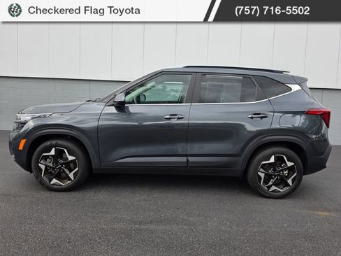 Used 2024 Kia Seltos EX AWD/4WD image 3