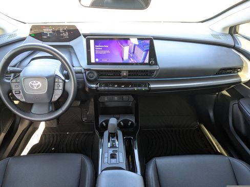 Certified 2024 Toyota Prius XLE image 13