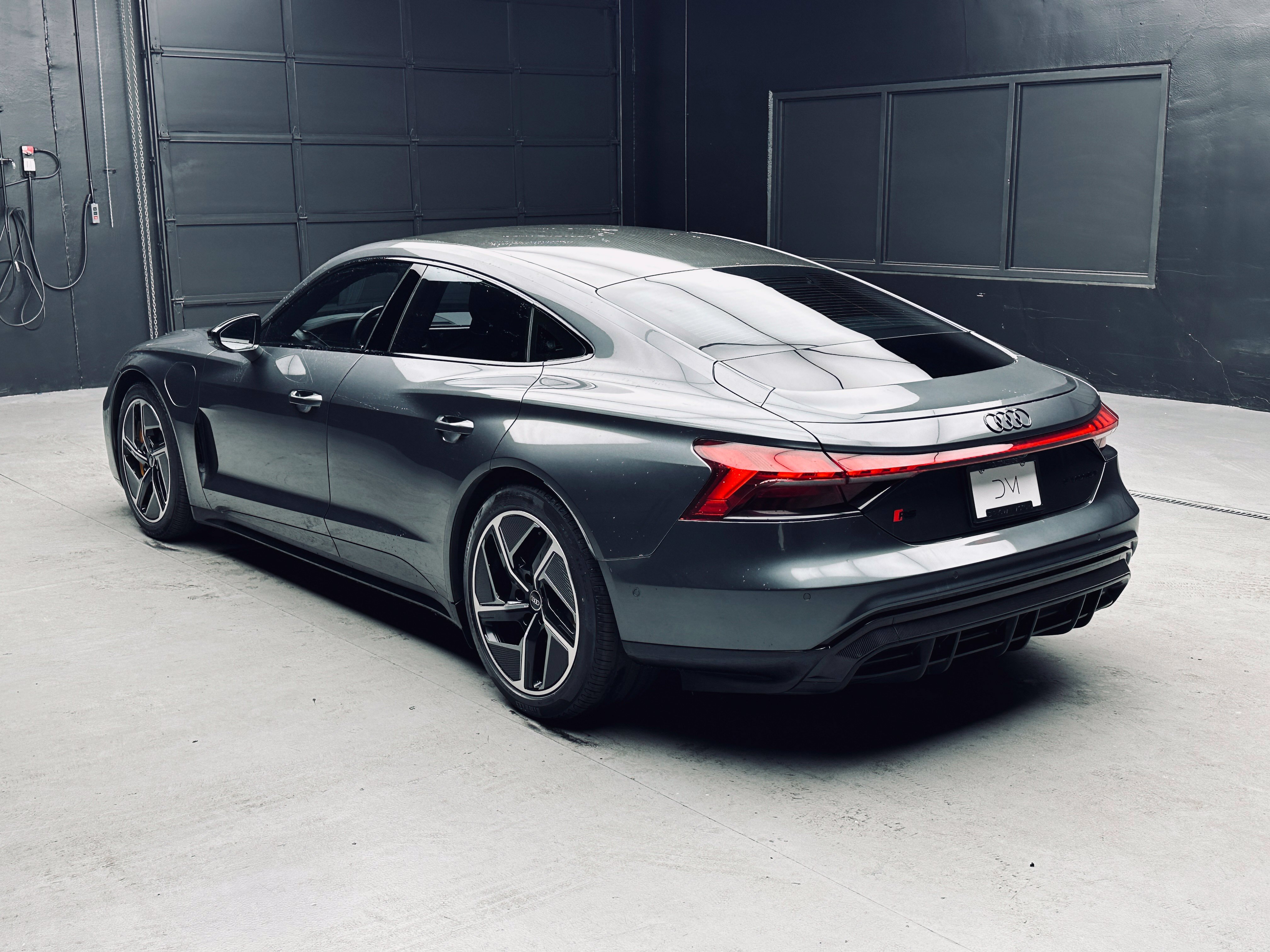 Used 2023 Audi RS e-tron GT w/ Carbon Performance Package AWD/4WD image 4