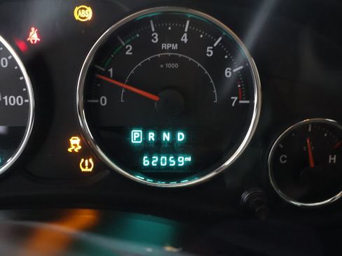 Used 2018 Jeep Wrangler Unlimited Sport S AWD/4WD image 33