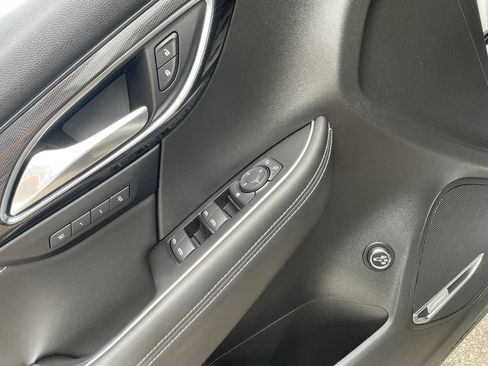 Used 2023 Buick Envision Essence w/ Technology Package I AWD/4WD image 41