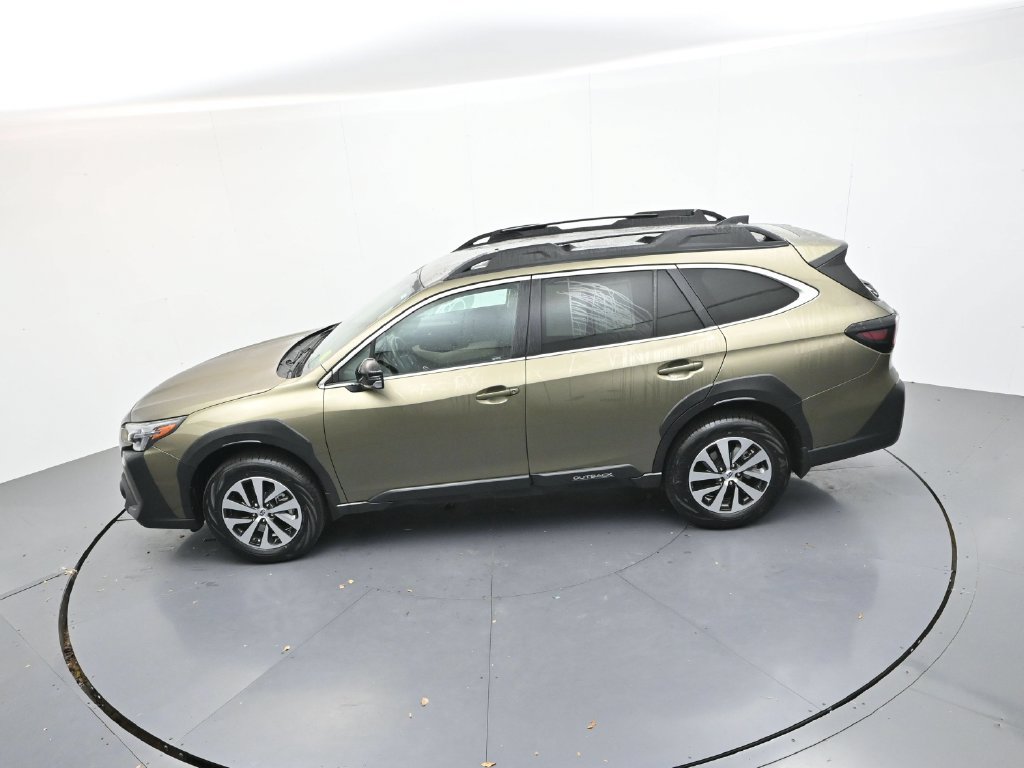 Certified 2025 Subaru Outback Premium AWD/4WD image 25