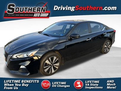 Used 2022 Nissan Altima 2.5 SV w/ SV Premium Package