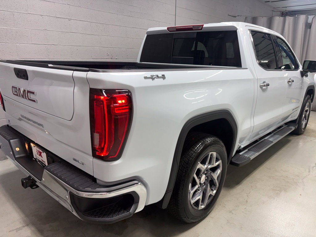 New 2026 GMC Sierra 1500 SLT w/ SLT Premium Plus Package AWD/4WD image 2