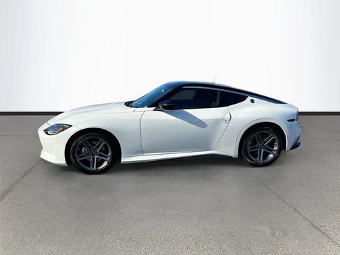 New 2026 Nissan Z Performance w/ Floor Mat Package RWD image 4