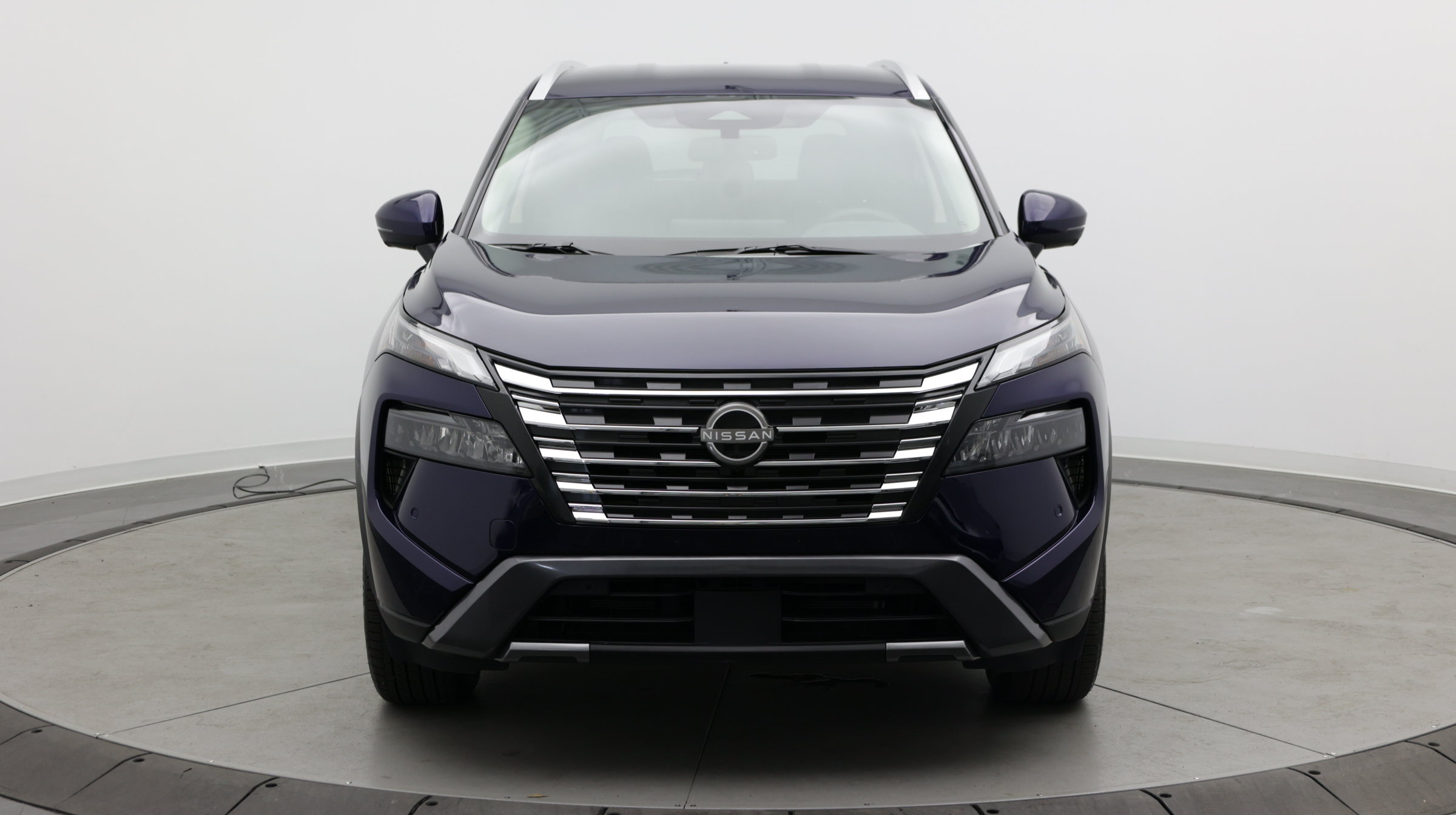 Used 2026 Nissan Rogue SL AWD/4WD image 2