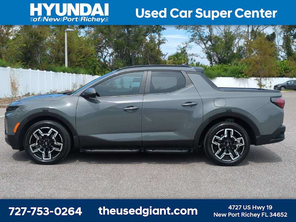 Certified 2025 Hyundai Santa Cruz Limited AWD/4WD image 2