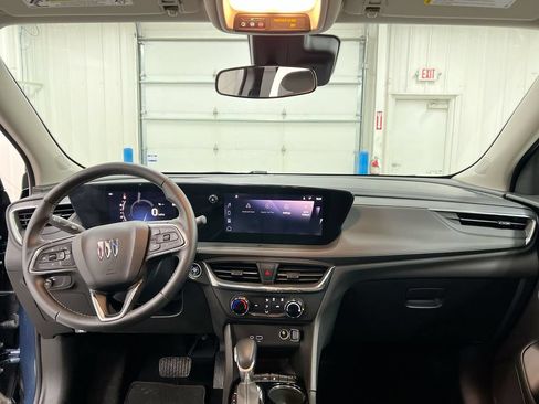 Used 2025 Buick Encore GX Preferred FWD image 10