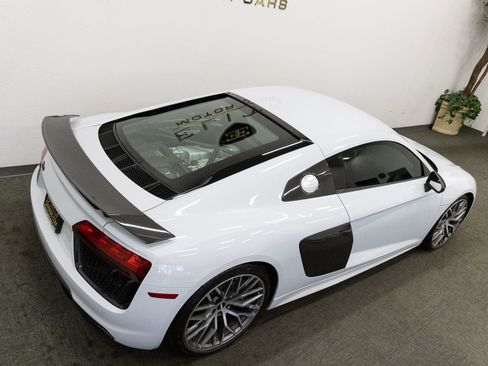 Used 2017 Audi R8 V10 plus AWD/4WD image 23