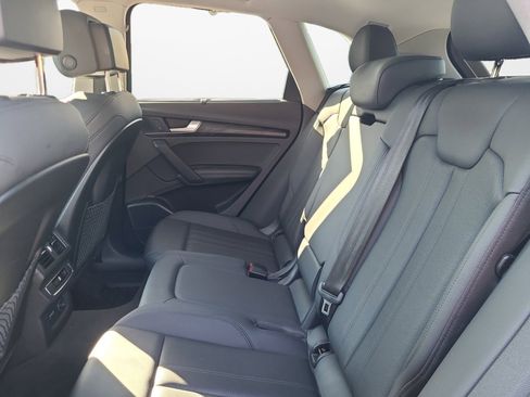 Used 2020 Audi Q5 e Prestige AWD/4WD image 16