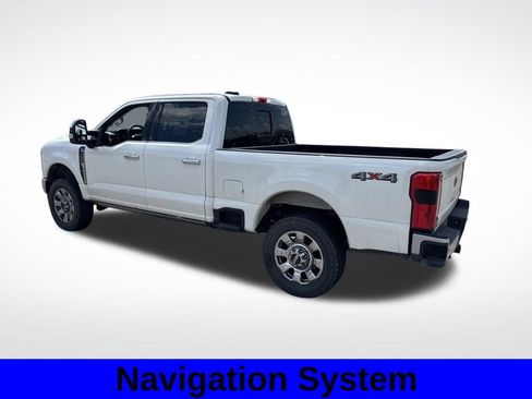 Used 2025 Ford F250 Lariat w/ Lariat Ultimate Package AWD/4WD image 3