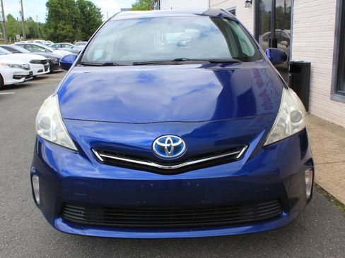 Used 2012 Toyota Prius V Three FWD image 2