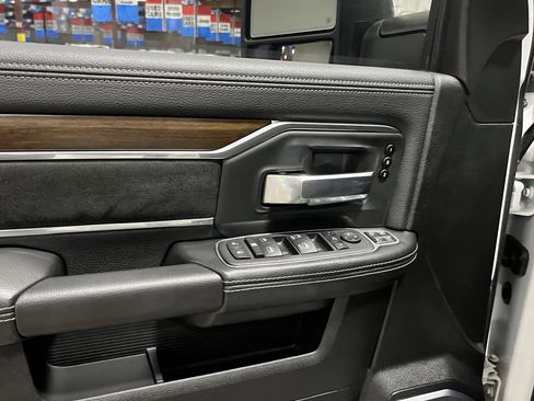 Used 2024 RAM 2500 Laramie w/ Safety Group image 19