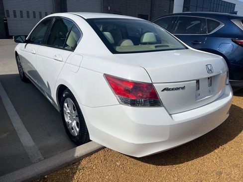 Used 2009 Honda Accord LX-P image 4