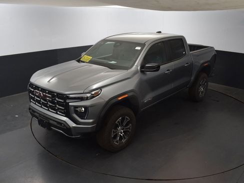 New 2025 GMC Canyon AT4 image 38