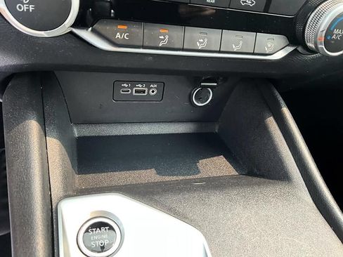 Used 2019 Nissan Altima 2.5 S FWD image 22