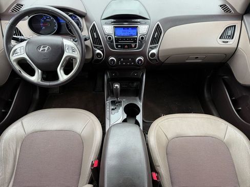 Used 2013 Hyundai Tucson GLS image 15