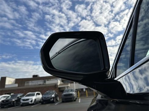 Certified 2023 Cadillac XT6 Premium Luxury image 43