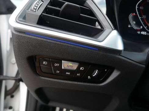 Used 2022 BMW 430i xDrive Coupe w/ M Sport Package image 28