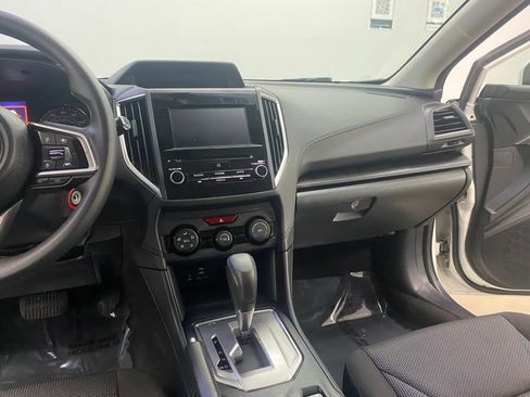 Used 2023 Subaru Impreza 2.0i Premium image 18