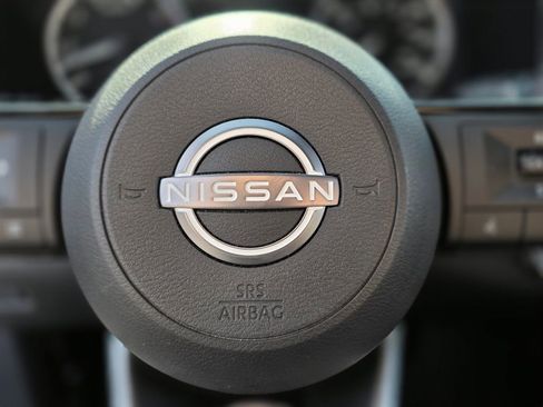 Used 2023 Nissan Rogue SL FWD image 27
