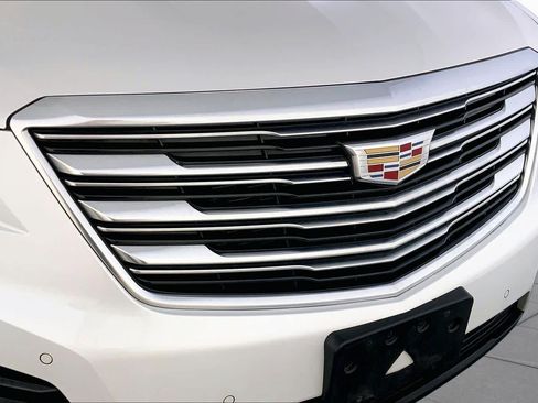 Used 2017 Cadillac XT5 Luxury w/ Driver Awareness Package AWD/4WD image 32