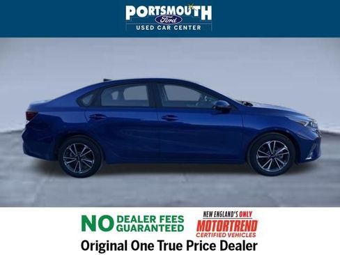 Used 2023 Kia Forte LXS w/ LXS Technology Package image 6