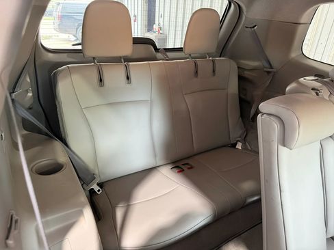 Used 2010 Toyota Highlander SE FWD image 27