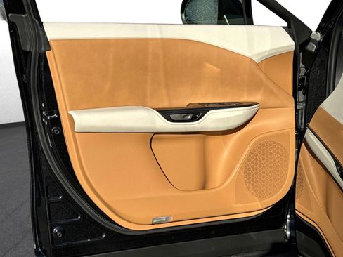 New 2026 Lexus RZ 350e image 17