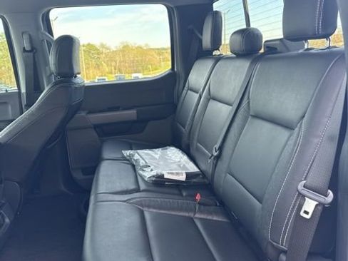 Used 2023 Ford F350 XLT image 10