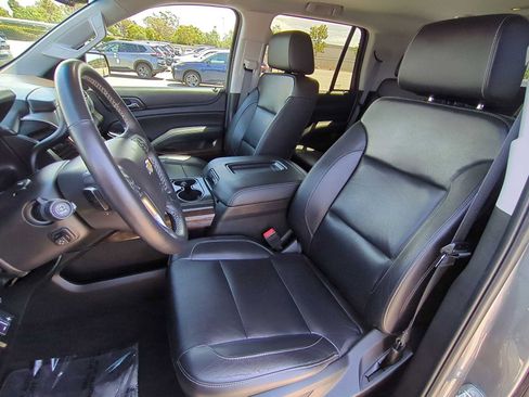 Used 2018 Chevrolet Tahoe LT w/ Luxury Package AWD/4WD image 22